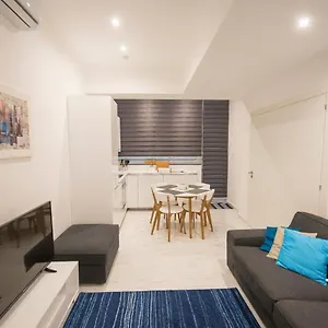  Appartamento 4 Bedroom Near Seafront Malta