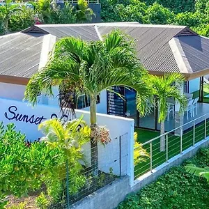 https://sunset-villa-bora.frenchpolynesia-hotels.com