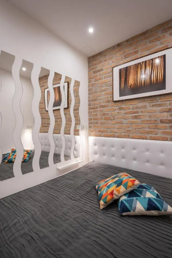 Architecture Fan'S Apartment Near Opera House Budapest Hungary